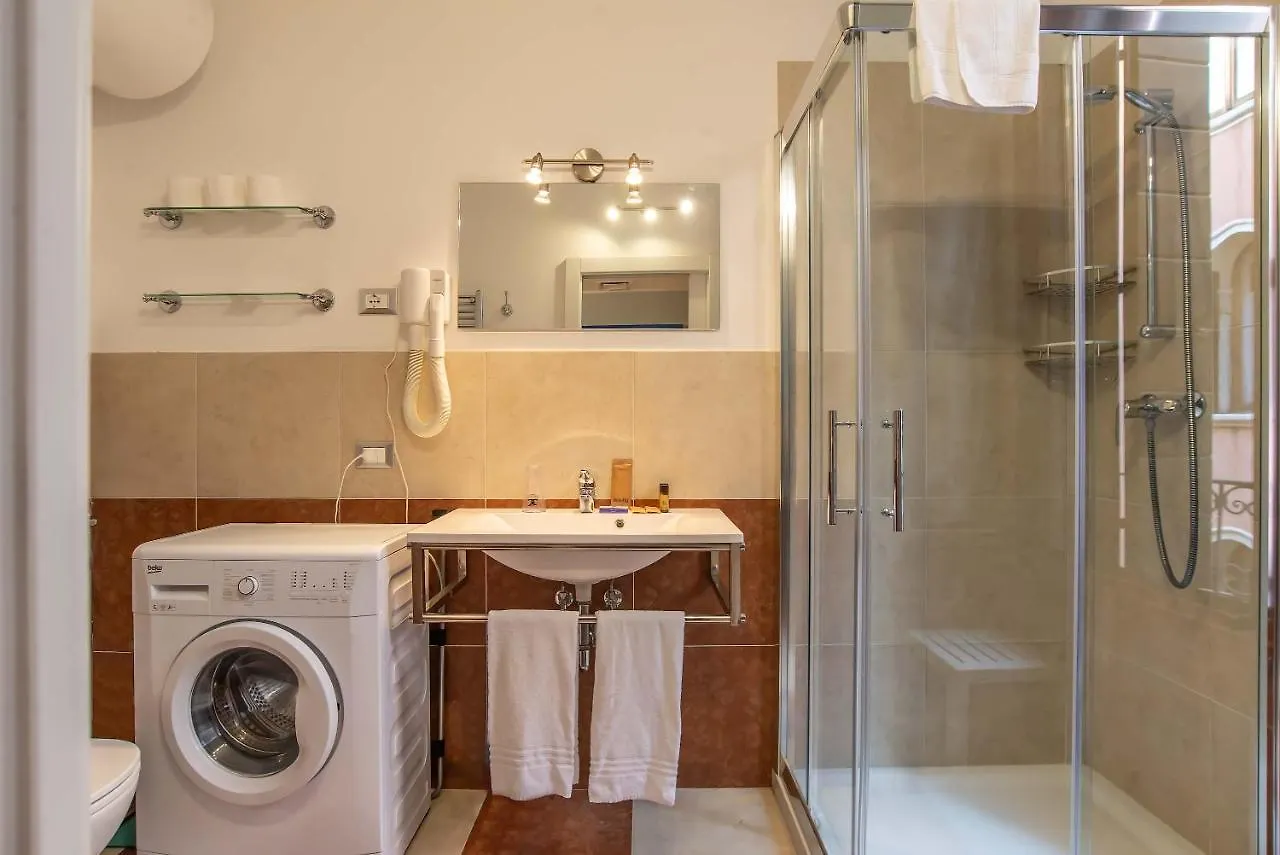 San Luca - Fenice Apartments In Venedig 0*,